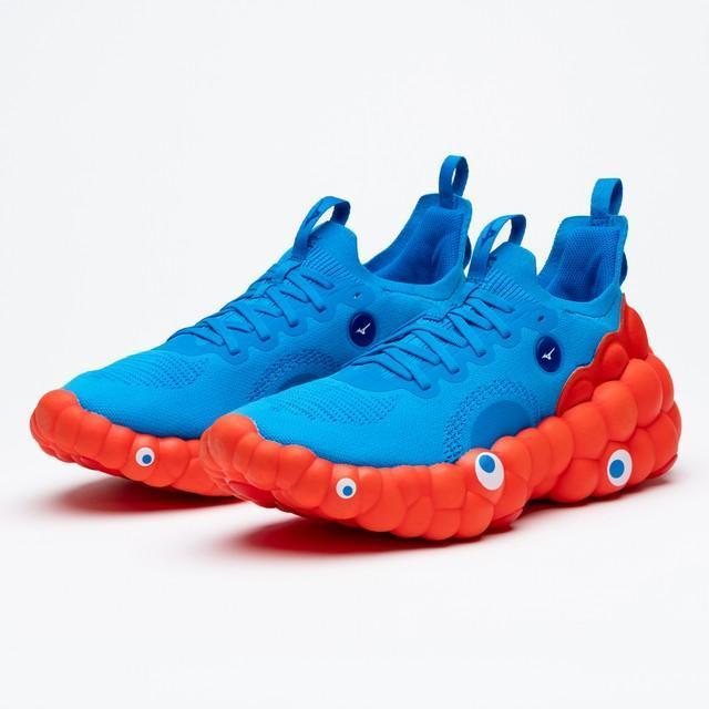 驚きのビジュアルのミャクミャクシューズ！機能性は抜群です（ミズノ提供）