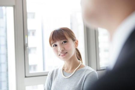 結婚相手と付き合うまで2～3カ月、出会いの場は「マッチングアプリ」「職場」　決め手となったのは？