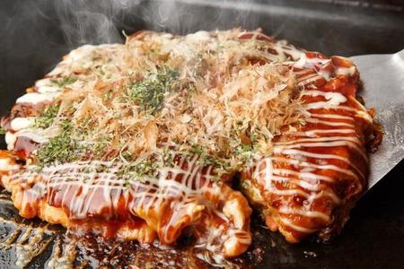 お好み焼きが「ライスペーパー」で簡単に作れる！※画像はイメージです（sasazawa/stock.adobe.com）