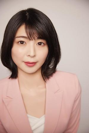 不倫旅行がテーマ　芸能事務所OL池田桃子さんの初写真集「桃色営業」　ヒップあらわな表紙を解禁