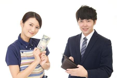 【既婚男性のお小遣い】昼食代込み、多いのは「月2万～3万円」…残った額は何に？　「飲み会に使いきる」「競馬で2万円｣