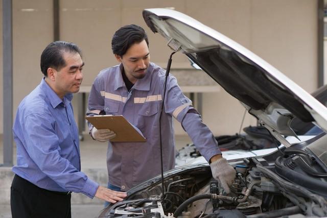 13年目の車検のタイミングで車を買い替えるという人も多いようです　※画像はイメージです（chadchai/stock.adobe.com）