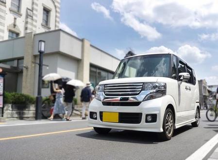 軽自動車は年間5万円以上も節約できる！？　普通車とリアルな「維持費」比較…お得になる理由とは