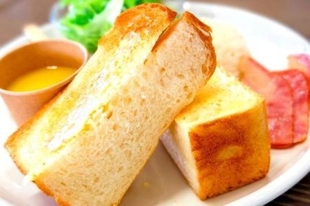 朝食しっかり摂ってる？→4人に3人が「ほぼ毎日摂っている」　朝食で食べるものは「パン系の食事」が最多