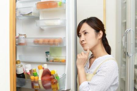 冷蔵庫にあるもので知らないうちに賞味・消費期限が切れてしまうものは？　※画像はイメージです（Liza5450/stock.adobe.com）