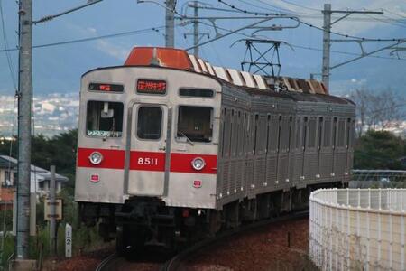 首都圏の通勤支えた昭和の名車「東急8500系」が動態保存へ　関西では同期の阪急6300系が嵐山線で現役続行中