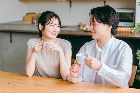 結婚を決断したキッカケは「この人とならやっていけると確信した」が1位　一方…結婚をお勧めできない理由は