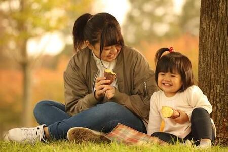 冷凍してもおいしく焼き芋を楽しみたい！※画像はイメージです（yamasan/stock.adobe.com）