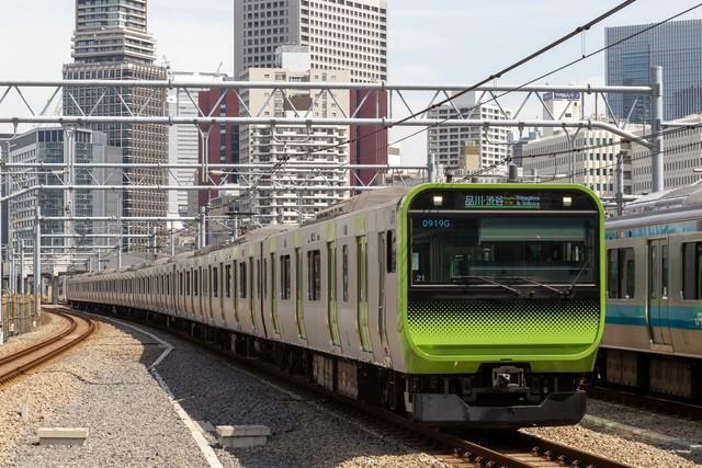 山手線E235系は4扉車だ(northsan/stock.adobe.com)