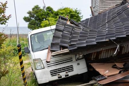 カーライフで最も恐れる事象は「自動車事故」ではなく「地震」　※画像はイメージです（K.Takahiro/stock.adobe.com）