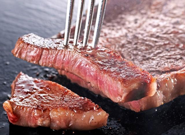 スーパーの安売りお肉が「柔らかふわふわ絶品ステーキ」に大変身※画像はイメージです（funny face/stock.adobe.com）