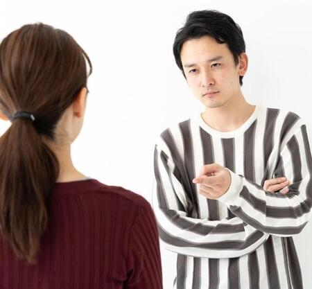 「あの時浮気を許してやったのは誰だ？」…10年経っても妻を責め続ける夫　家政婦扱い、外出制限…続く支配から抜け出す方法は【専門家が解説】