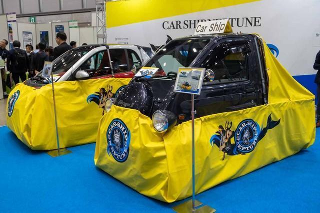 ダイハツミゼットとSmartに装着すれば船外機も取り付け可能