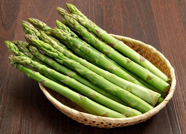 旬を迎える「アスパラガス」※画像はイメージです（Caito/stock.adobe.com）