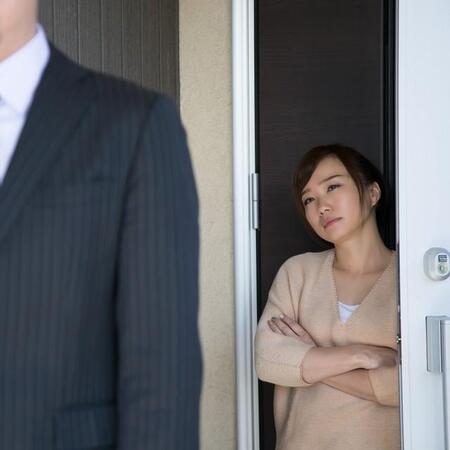 不登校の子どもに寄り添い、退職を決断した母、夫の無関心に募るモヤモヤ…すれ違う夫婦が“わかり合う”ために必要なたった1つのこと【産業医が解説】