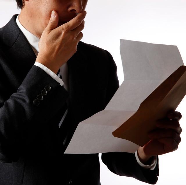 父の死後に発覚した多額の借金…生前贈与はどうなるの？　※画像はイメージです（NOBU/stock.adobe.com）