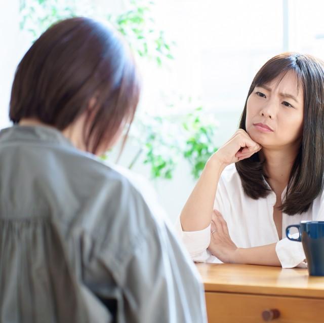 養子の自分に向かって相続放棄を迫ってくる妹　※画像はイメージです（taka/stock.adobe.com）