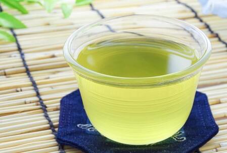 冷たくて「キリッ」、これからの季節にカンタンな「水出し緑茶」 JA全農のアイデアに「やりたい」