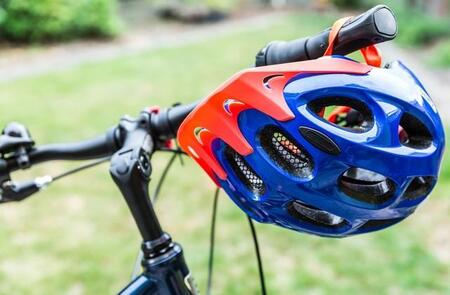 海外の「安全基準適合」をうたい→基準を満たさないヘルメットの流通が横行【国民生活センターが注意喚起】