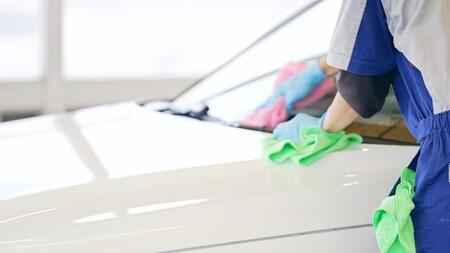 数千円でできる！？車のコーティングを「自分で」簡単にやる方法　おすすめグッズも紹介【現役整備士が解説】