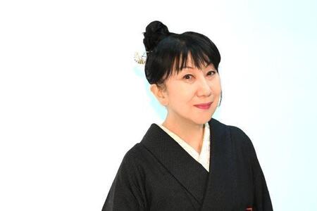 「目に見えない何かに縛られる感覚」　京都の老舗店女将を演じた室井滋が思う伝統と変化　「いまでもガラケー。ずいぶん古臭いんです」