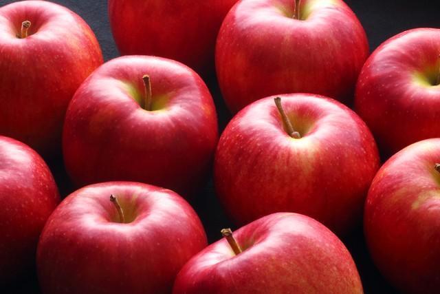 どのりんごが美味しい！？※画像はイメージです（taa22/stock.adobe.com）