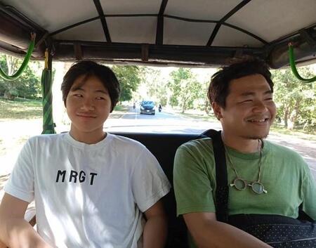 カンボジアのシェムリアップでの一枚、この時はスマホも帰ってきた後です（木村剛士さん提供）