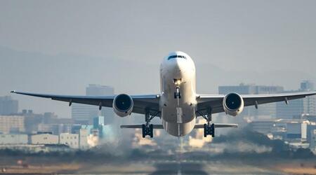 「ホカホカおにぎりはダメ!?」国際線の持ち込みルールさまざま…日本→アメリカ便、実はおにぎりの「具」によってOK・NGが分かれる