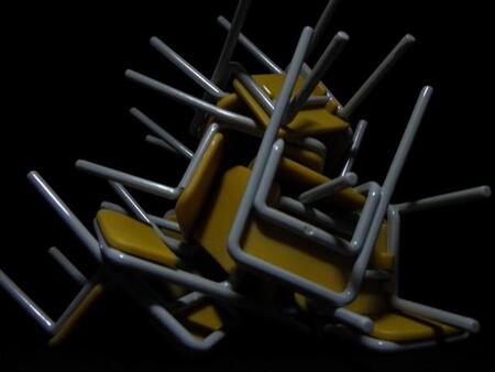 「毎日が戦場だった」学級崩壊したクラスの担任代理を務めた小学校教員のエピソードが話題に　トラブルで保護者へ謝罪、教頭先生の言葉に救われた