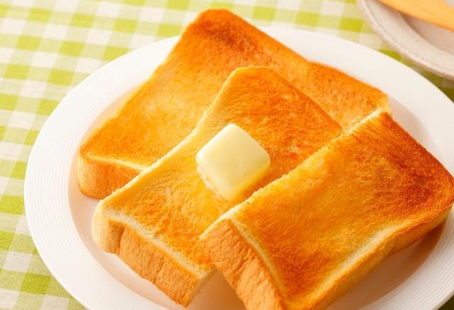 「毎朝トーストを食べている」というパン派の方も多いのではないでしょうか？※画像はイメージです（Nishihama/stock.adobe.com）