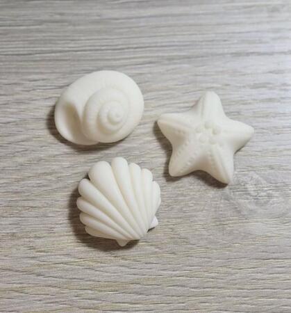 「リアルな形ですね！」「本物と違いが分からなさそう」造形作家の作品に絶賛の声「夏を感じてほしい」