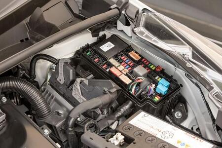 車のヒューズが切れる（飛ぶ）原因は？ ETCが使えない、ドラレコやナビが起動しない…発生する不具合や交換費用は【整備士が解説】