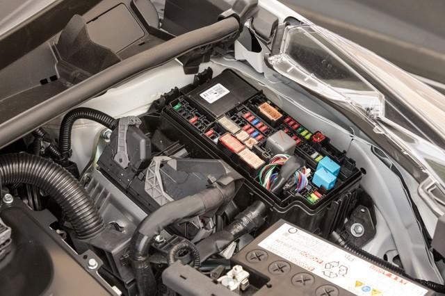 車のヒューズが切れる（飛ぶ）理由は？(U4/stock.adobe.com)