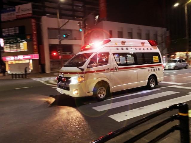 撮影が救助活動に及ぼす影響とは（photoACより「らびっこ」さん撮影、イメージ画像）