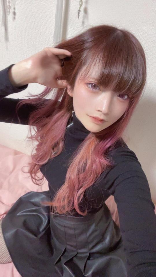 コスプレ前のしおらんさん/Aさん（@aoharu1365）撮影