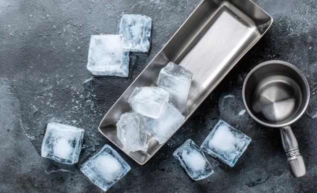 溶けにくい透明な「氷」を作る裏ワザ※画像はイメージです（PixelNexusArt/stock.adobe.com）