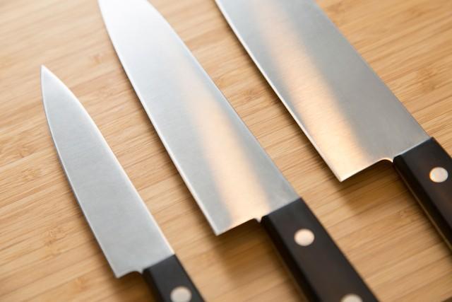 できる限り「切れ味が良い状態」で包丁をキープしたいもの※画像はイメージです（Paylessimages/stock.adobe.com）
