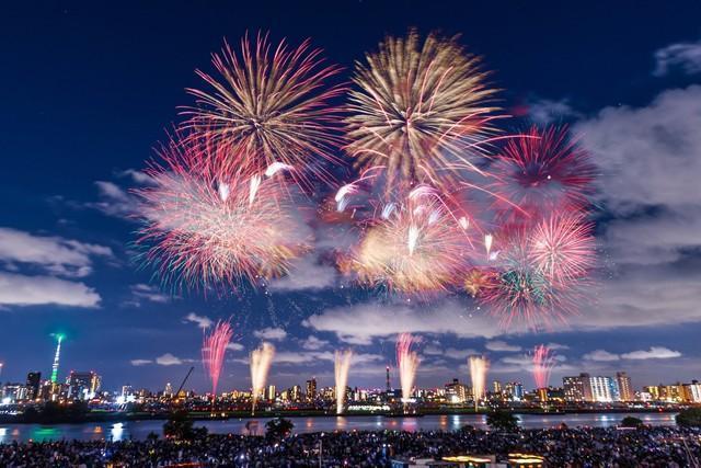 国内主要花火大会のうち半数超が有料席の値上げを実施　※画像はイメージです（裕太 福原/stock.adobe.com）