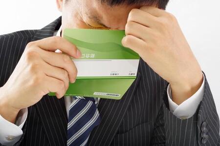 ボーナスが少なすぎて転職決めた「営業成績が1.5倍でも、プラス5万円」20代会社員の失望 一方、手取り100万円超で「踏みとどまった」30代エンジニアの迷い