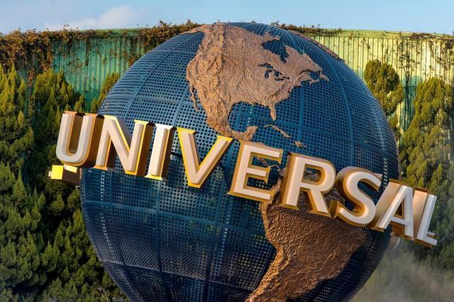 レジャー施設の「チケット代値上げ」前年から倍増　※画像はイメージです（Savvapanf Photo ©/stock.adobe.com）