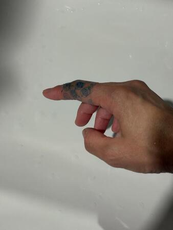 「ママ、タトゥー入れたの？」7歳娘の“かんちがい”に母びっくり　近くで見せて触らせたら「オシャレ～！」と大はしゃぎ