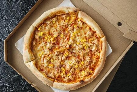 巨大な「ピザの空箱」どうしてる? “カンタンな折りたたみ方” ドミノ・ピザが伝授 たったひと手間で「早い」「その手があったか」