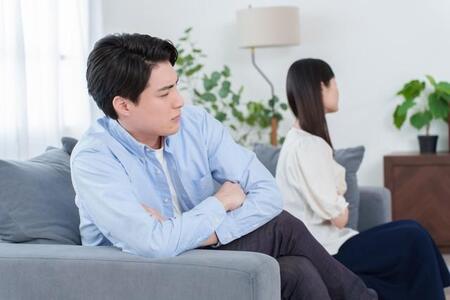 パートナーへの恋愛感情がなくなった理由…3位「生活を共にするから」、2位「出産・育児」