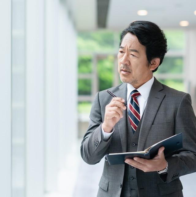 前職で手に入れた顧客情報を駆使して競合企業で営業活動！　※画像はイメージです（SkyLine/stock.adobe.com）