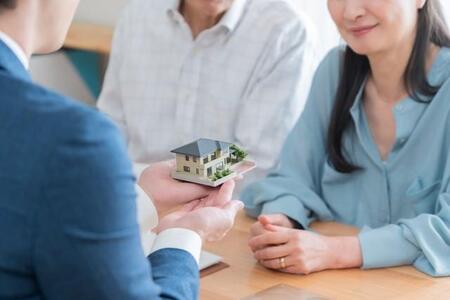 50代以上が、「家を買う」ときに選んだ住宅ローン……今や後悔！？　選んだ金利のタイプは？