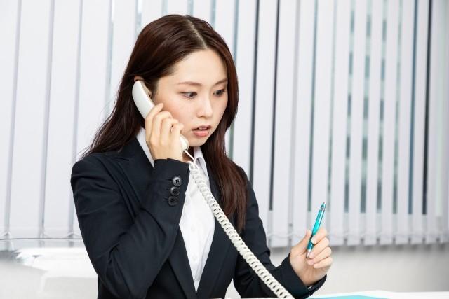 退職代行モームリのスタッフが依頼者の会社へ電話を入れた際の会社側の驚きの発言とは？（photoACより「ゆきのしろくま」さん撮影、イメージ画像）