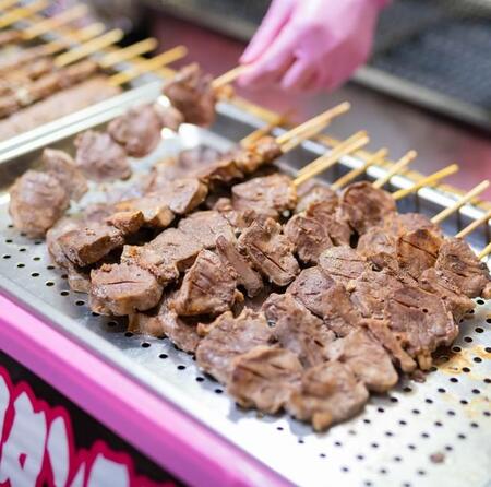 「仙台牛タン」と表示　実は安価な豚タン　消費期限ラベルや産地も真っ赤なウソ！　食品偽装はどんな罪に問われるのか【弁護士が解説】