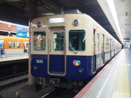 阪神が優勝した2023年と2025年、この2年で阪神電車は何が変わったのか　青銅車引退、赤銅車復活……鉄道ライターが振り返るビッグニュースは？