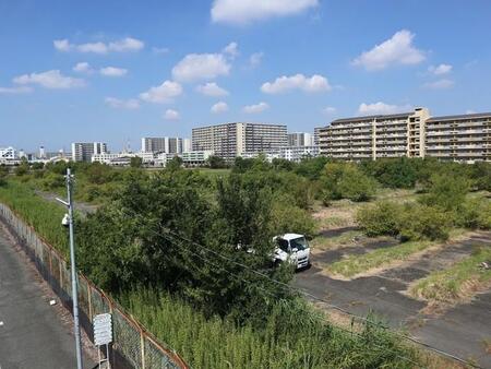 甲子園グラウンド7面分の空き地…八尾空港西側跡地40年間の“沈黙”「ここだけ時が止まったかのよう」
