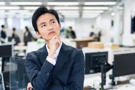 オフィスへの不満が改善されない……「退職検討の要因に」は2人に1人！　不満のトップ3は？